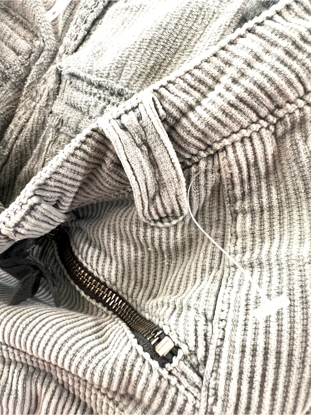 Free People Last Time Stacked Cargo Corduroy Baggy Pants size 6 - Picture 10 of 10